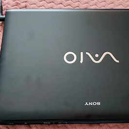 Sony VAIO SVE1512Q1RB